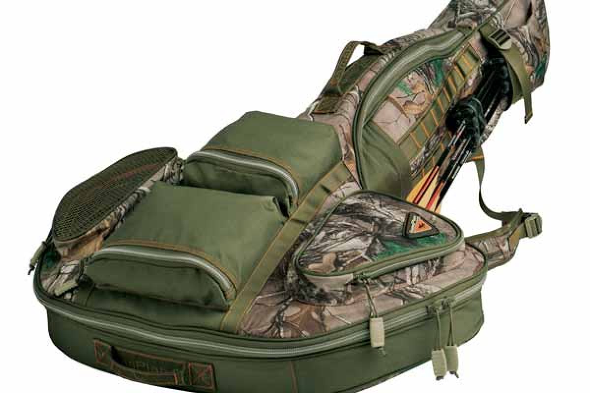 thumbnail interactive-video image 1 of Killer Instinct Cross Jaegvida Cross - Waterproof Protective Bag With Padding (34"L) Bow Case 1 of 1