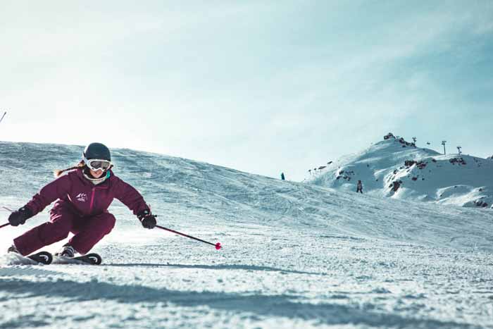 Ultimate Female Ski Packing List for a Ski Trip