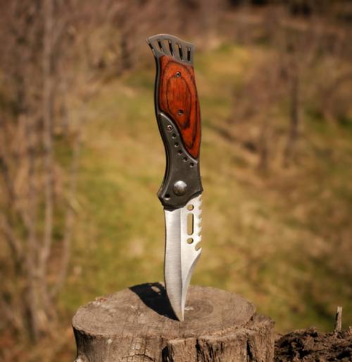 Carry Your Folding Knife