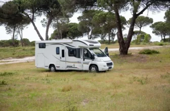 The perfect combination of outdoor travel and solar energy